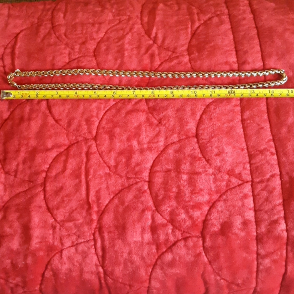 🌺GOLDTONE Necklace